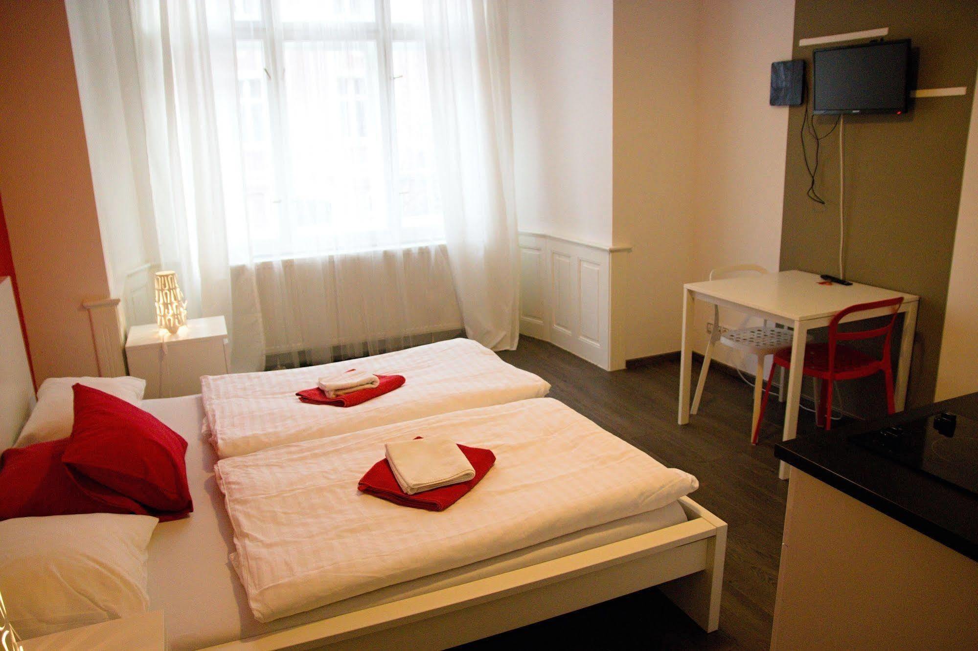 Budget Apartment Прага Екстер'єр фото