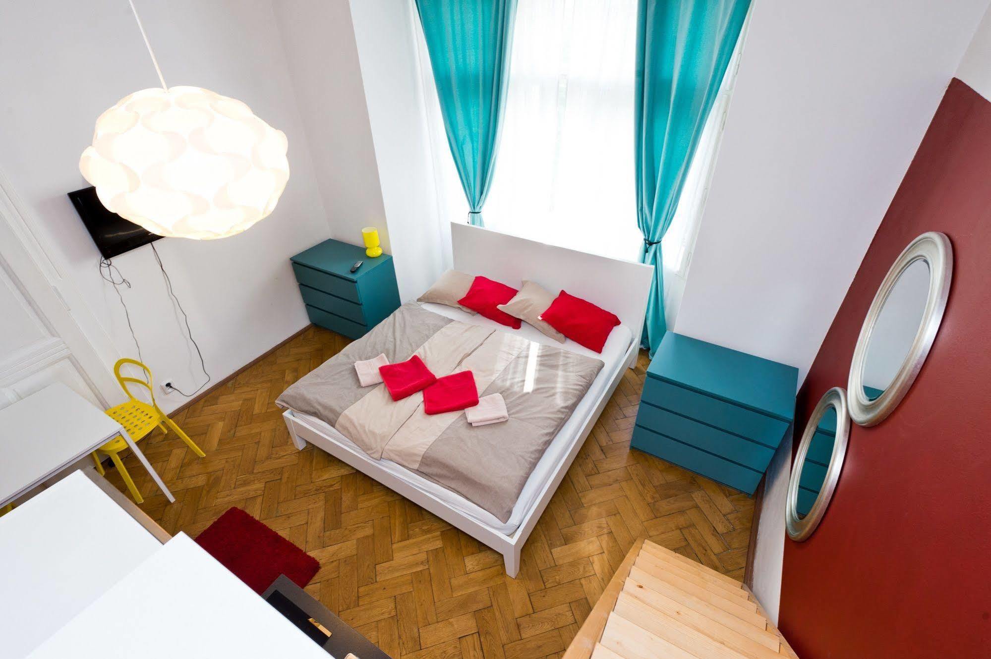 Budget Apartment Прага Екстер'єр фото